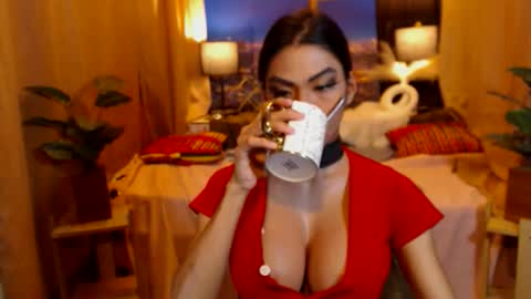 Julli Anna online show from 4, 6, 2026