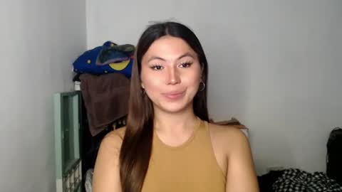 Snapshot of hot_precious_nikki chatting on 27, 4, 2026 Nikki online show from 27, 4, 2026