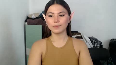 Snapshot of hot_precious_nikki chatting on 28, 4, 2026 Nikki online show from 28, 4, 2026