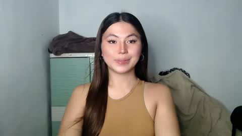 Snapshot of hot_precious_nikki chatting on 6, 5, 2026 Nikki online show from 6, 5, 2026