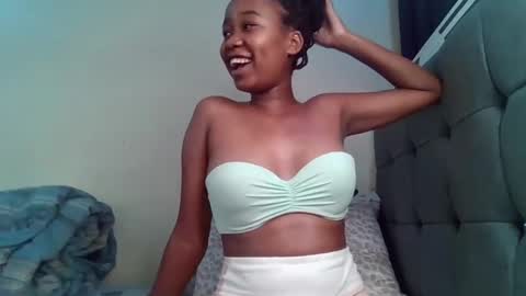 hot sexyy ladyy online show from 6, 3, 2025