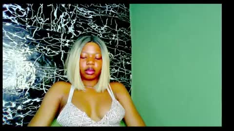 Snapshot of hot_stellaa chatting on 23, 12, 2024 Stella online show from 23, 12, 2024