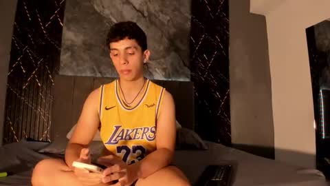 Snapshot of hot_summer_boy chatting on 31, 1, 2026 Hot Summer Boy online show from 31, 1, 2026