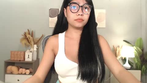 Snapshot of hotasian_gabby69 chatting on 26, 4, 2026 hotasian_gabby69 online show from 26, 4, 2026