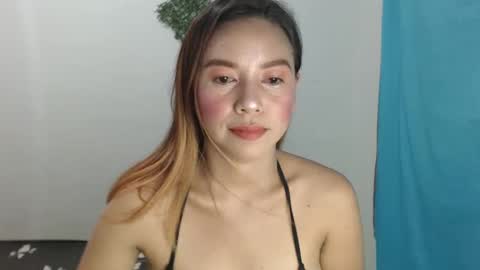 hotasian_pinky online show from 7, 3, 2025