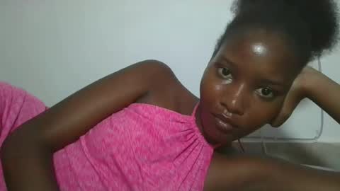 Snapshot of hotbabbee chatting on 15, 6, 2026 love online show from 15, 6, 2026
