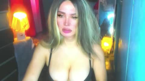 T A N Y A online show from 21, 10, 2025