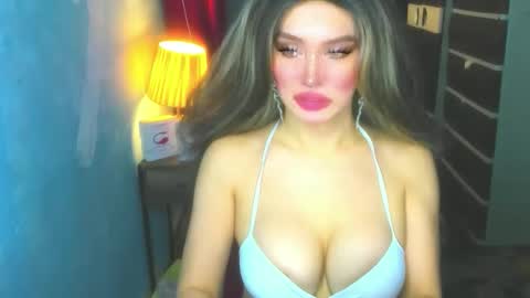 Snapshot of hotbabe_tanya chatting on 21, 4, 2026 T A N Y A online show from 21, 4, 2026