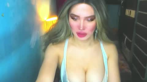 Snapshot of hotbabe_tanya chatting on 24, 4, 2026 T A N Y A online show from 24, 4, 2026