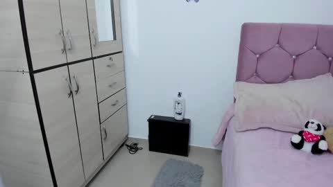 Snapshot of hotbbcwife chatting on 9, 3, 2025 lesly and ander online show from 9, 3, 2025