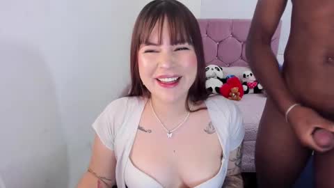 Snapshot of hotbbcwife chatting on 25, 11, 2025 lesly and ander online show from 25, 11, 2025