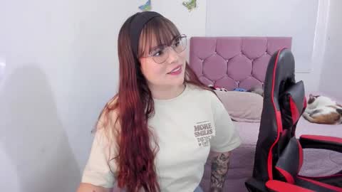 Snapshot of hotbbcwife chatting on 29, 11, 2025 lesly and ander online show from 29, 11, 2025