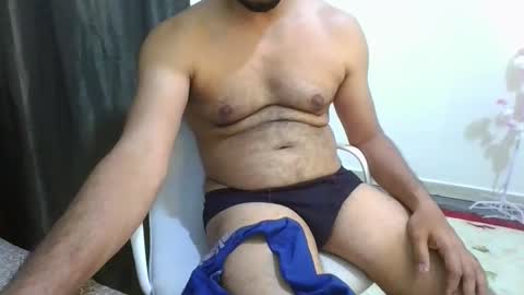 Snapshot of hotboy8677 chatting on 11, 5, 2026 Hotboy8677 online show from 11, 5, 2026