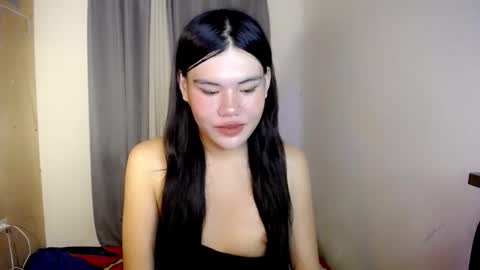 Snapshot of hotbunnyrainx chatting on 16, 4, 2026 rain online show from 16, 4, 2026