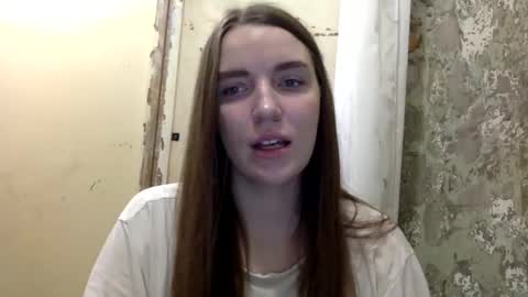 Snapshot of hoteffy chatting on 9, 2, 2025 effy online show from 9, 2, 2025