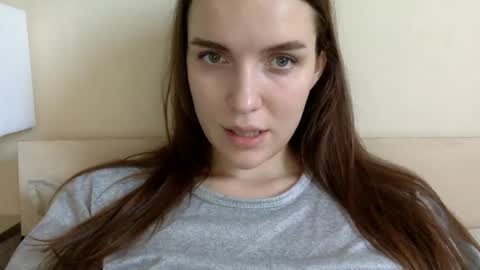 Snapshot of hoteffy chatting on 24, 2, 2025 effy online show from 24, 2, 2025