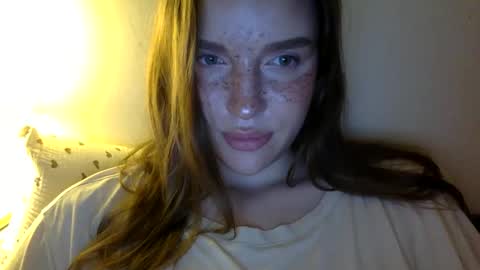 Snapshot of hoteffy chatting on 3, 6, 2026 effy online show from 3, 6, 2026