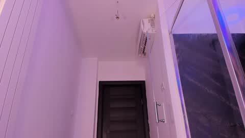 hotfallingdevil online show from 20, 2, 2026