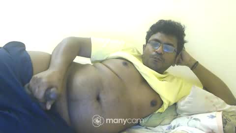 hotgluteus4321 online show from 17, 3, 2026