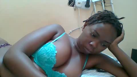 Snapshot of hotgodees chatting on 11, 2, 2026 Queen online show from 11, 2, 2026