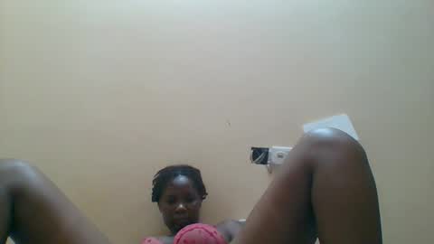Snapshot of hotgodees chatting on 16, 2, 2026 Queen online show from 16, 2, 2026
