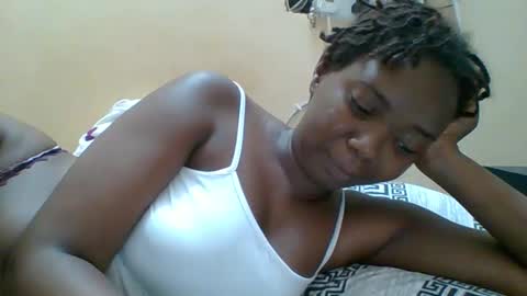 Snapshot of hotgodees chatting on 25, 2, 2026 Queen online show from 25, 2, 2026