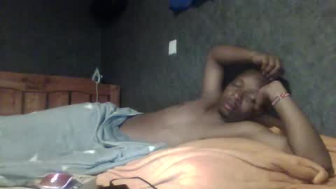 hotguyy001 online show from 24, 2, 2025