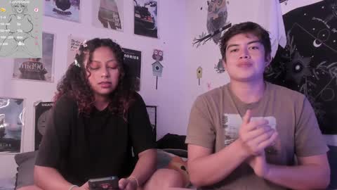 Snapshot of hothoneychile chatting on 25, 1, 2025 Sam and Nico online show from 25, 1, 2025