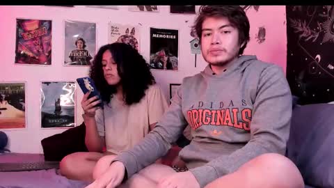 Snapshot of hothoneychile chatting on 8, 2, 2026 Sam and Nico online show from 8, 2, 2026