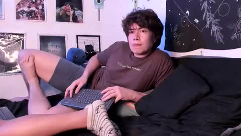 Snapshot of hothoneychile chatting on 18, 2, 2026 Sam and Nico online show from 18, 2, 2026