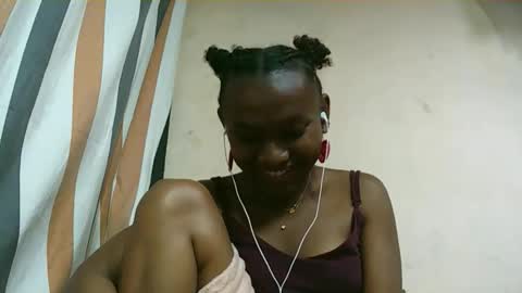 Snapshot of hotiesveronique chatting on 26, 9, 2025 veronique online show from 26, 9, 2025