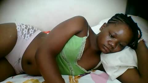 Snapshot of hotjeylee chatting on 19, 4, 2026 LOYCE online show from 19, 4, 2026