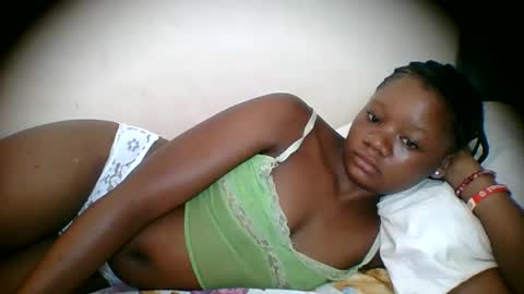 Snapshot of hotjeylee chatting on 21, 4, 2026 LOYCE online show from 21, 4, 2026