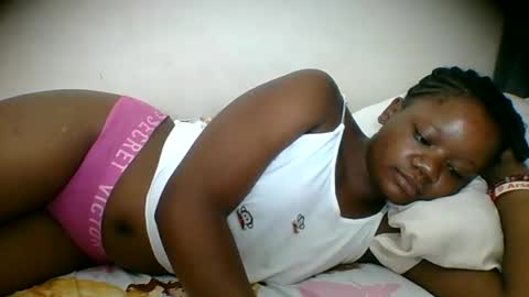 Snapshot of hotjeylee chatting on 23, 4, 2026 LOYCE online show from 23, 4, 2026