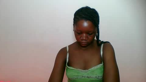 Snapshot of hotjeylee chatting on 27, 4, 2026 LOYCE online show from 27, 4, 2026