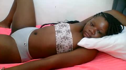 Snapshot of hotjeylee chatting on 10, 5, 2026 LOYCE online show from 10, 5, 2026