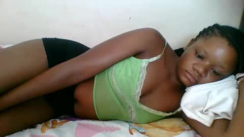 Snapshot of hotjeylee chatting on 18, 5, 2026 LOYCE online show from 18, 5, 2026