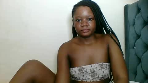 Snapshot of hotjeylee chatting on 24, 5, 2026 LOYCE online show from 24, 5, 2026