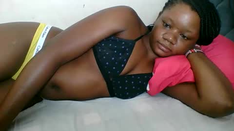 Snapshot of hotjeylee chatting on 26, 5, 2026 LOYCE online show from 26, 5, 2026