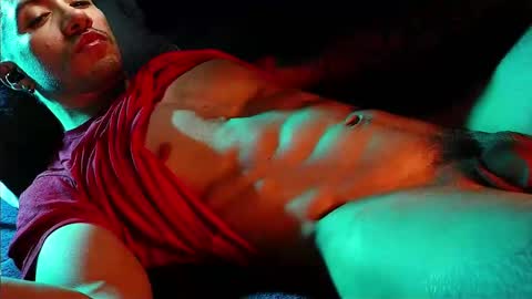 Hotlatinking online show from 13, 2, 2025