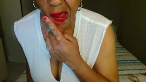 Snapshot of hotlilya chatting on 14, 7, 2026 hotlilya online show from 14, 7, 2026