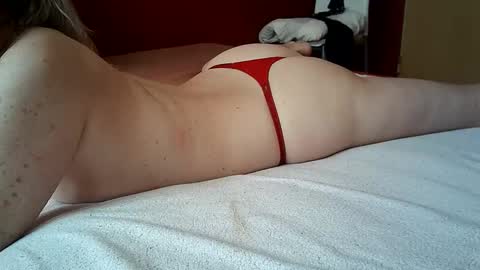 Snapshot of hotmakenzie chatting on 8, 6, 2026 Makenzie online show from 8, 6, 2026