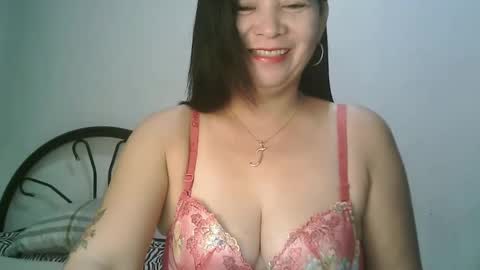 hotmamajen4u online show from 5, 3, 2026
