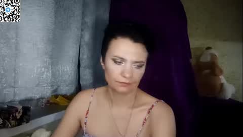 Snapshot of hotmamaqueen234 chatting on 17, 6, 2026 hotmamaqueen234 online show from 17, 6, 2026