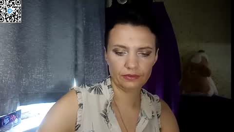 Snapshot of hotmamaqueen234 chatting on 28, 6, 2026 hotmamaqueen234 online show from 28, 6, 2026