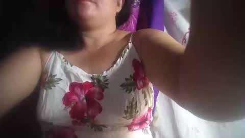 Snapshot of hotmatureladyxxx chatting on 9, 4, 2026 hotmatureladyxxx online show from 9, 4, 2026