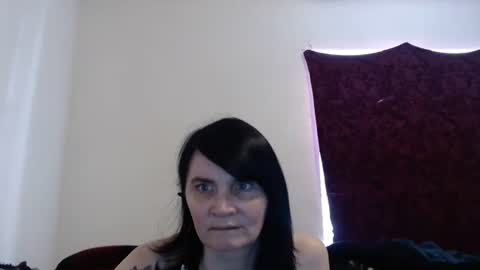 Snapshot of hotmodel1984 chatting on 18, 12, 2024 hotmodel1984 online show from 18, 12, 2024