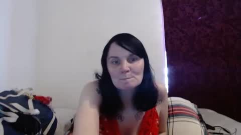 Snapshot of hotmodel1984 chatting on 6, 1, 2025 hotmodel1984 online show from 6, 1, 2025