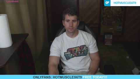 Snapshot of hotmuscles6t9 chatting on 18, 2, 2026 hotmuscles6t9 online show from 18, 2, 2026