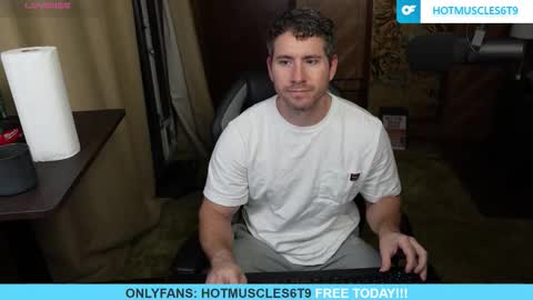 Snapshot of hotmuscles6t9 chatting on 21, 2, 2026 hotmuscles6t9 online show from 21, 2, 2026